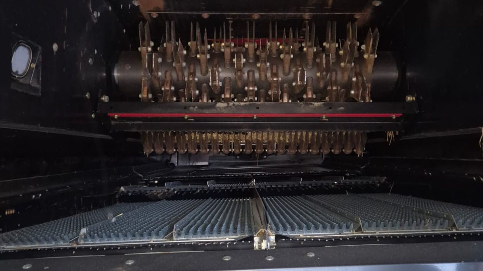 Mähdrescher del tipo Case IH Axial Flow 8250 8250 inkl. 35 fod skærebord og 4-hjulet vogn, Gebrauchtmaschine In Viborg (Immagine 9)