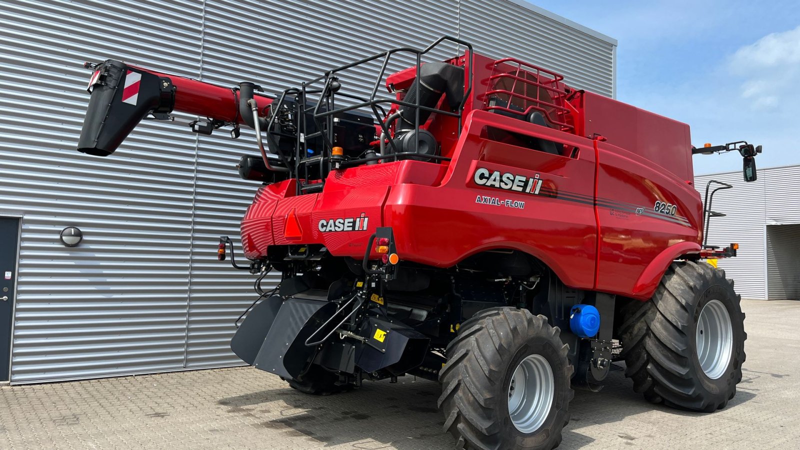 Mähdrescher typu Case IH AXIAL-FLOW 8250 Med Harvest Command, kun 570 tærsketimer, Gebrauchtmaschine v Horsens (Obrázek 3)