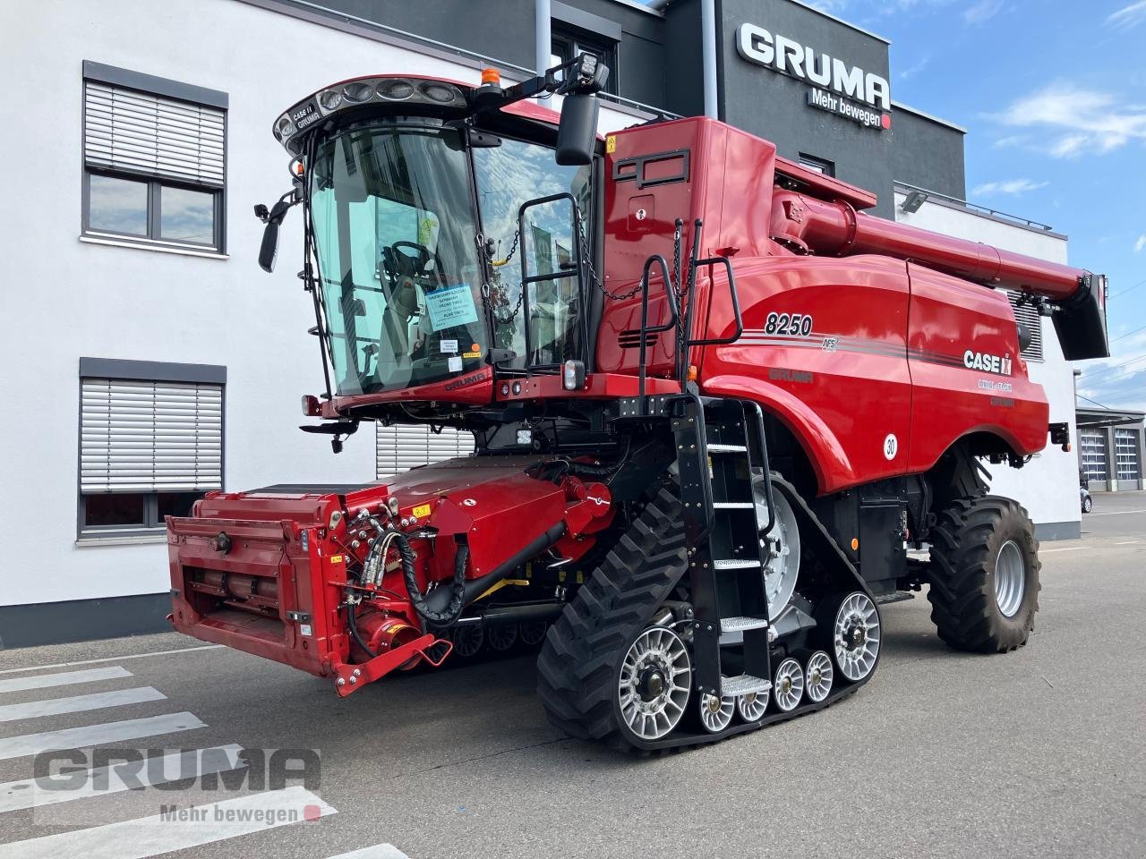 Mähdrescher del tipo Case IH Axial-Flow 8250 ST5 P, Neumaschine In Friedberg-Derching (Immagine 3)