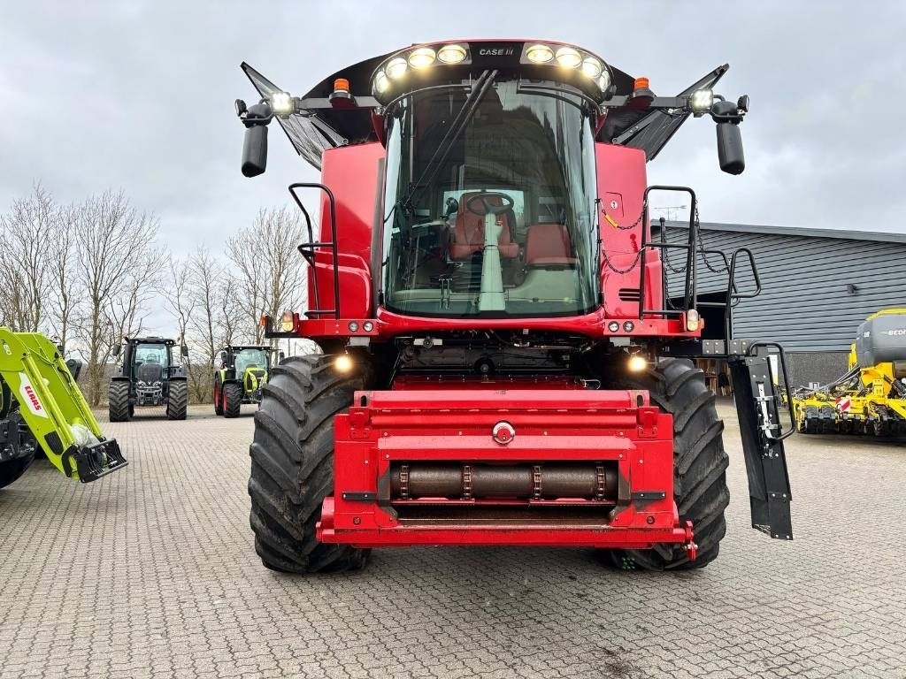 Mähdrescher typu Case IH Axial Flow 8250, Gebrauchtmaschine v Hinnerup (Obrázek 5)