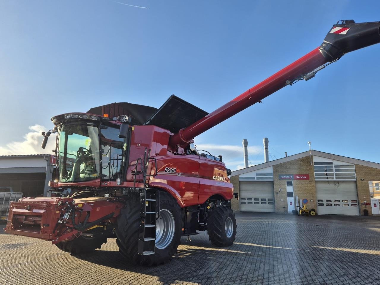 Mähdrescher del tipo Case IH AXIAL-FLOW 8250, Gebrauchtmaschine In Viborg (Immagine 11)