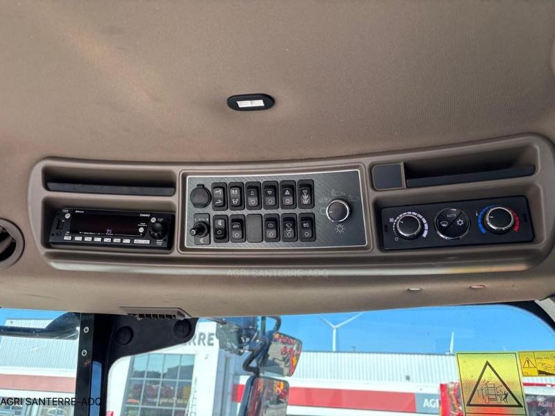 Mähdrescher del tipo Case IH AXIAL-FLOW 8250, Gebrauchtmaschine In ROYE (Immagine 4)