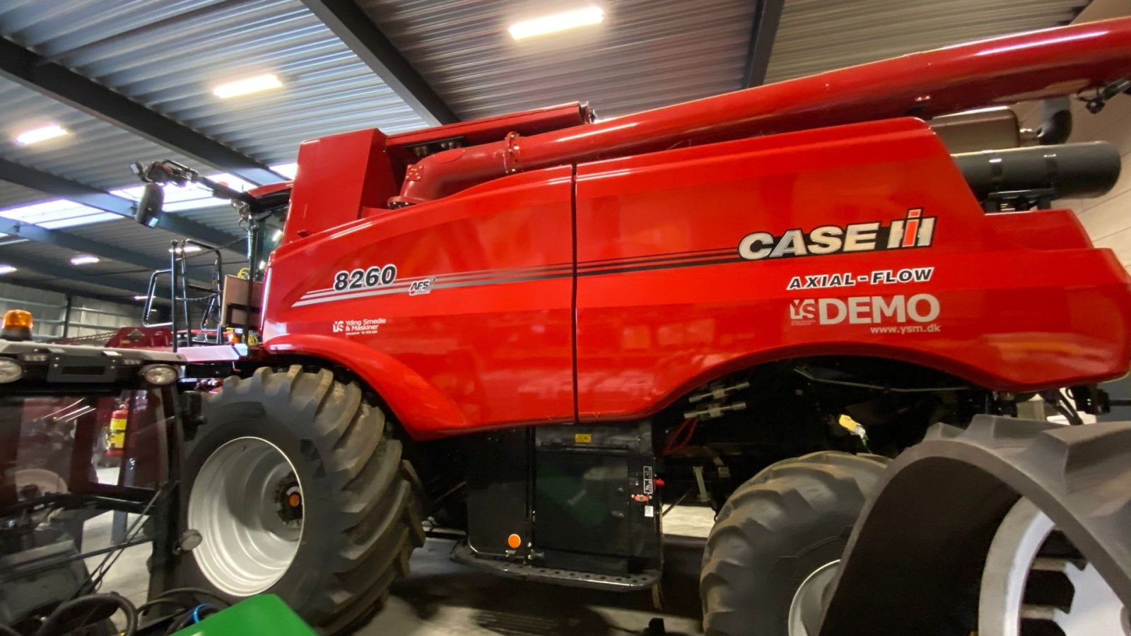 Mähdrescher Türe ait Case IH Axial Flow 8260 Axial-Flow 8260 (Demo maskine), Gebrauchtmaschine içinde Horsens (resim 5)