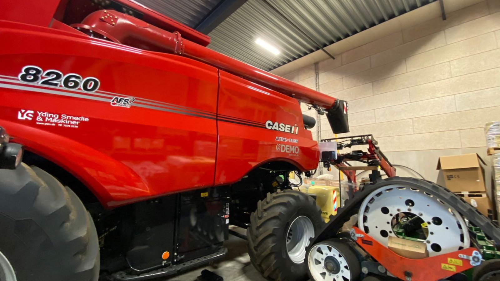 Mähdrescher Türe ait Case IH Axial Flow 8260 Axial-Flow 8260 (Demo maskine), Gebrauchtmaschine içinde Horsens (resim 7)