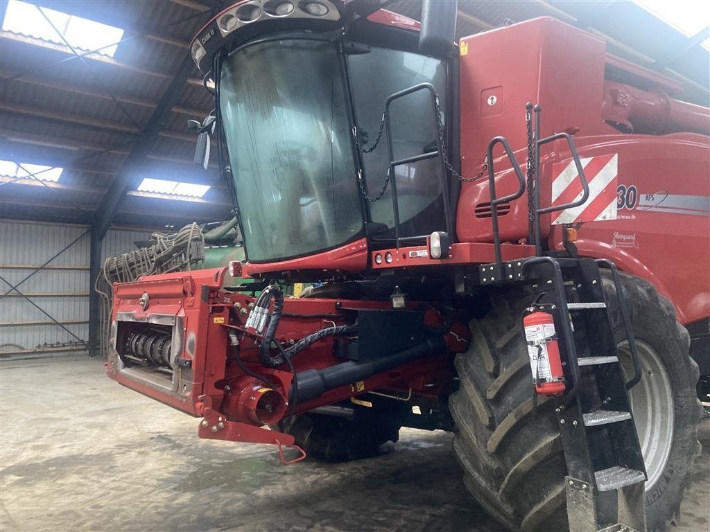 Mähdrescher tipa Case IH Axial Flow 9230, Gebrauchtmaschine u Bredsten (Slika 1)