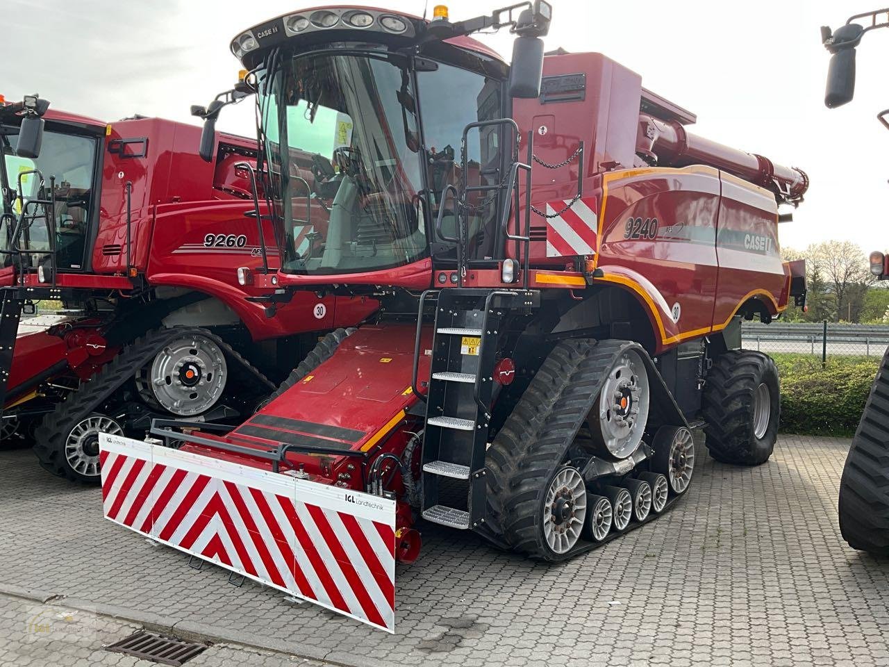 Mähdrescher of the type Case IH Axial-Flow 9240 Raupe, Gebrauchtmaschine in Pfreimd (Picture 1)