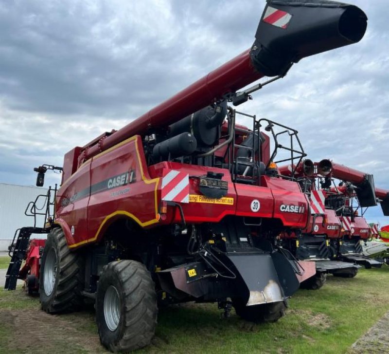 Mähdrescher Türe ait Case IH CASE IH 8240, Gebrauchtmaschine içinde Hockenheim (resim 2)