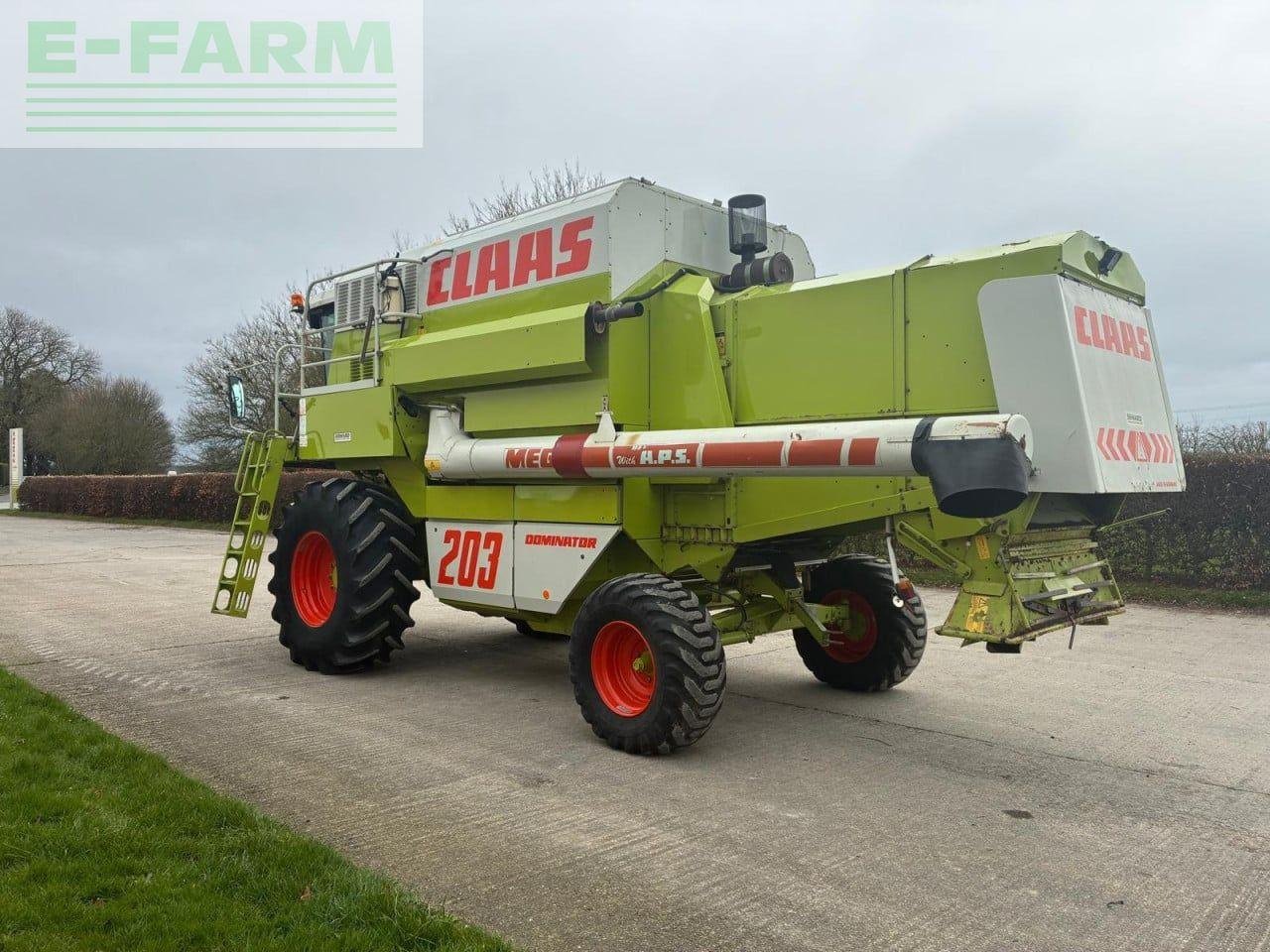 Mähdrescher Türe ait CLAAS 203 MEGA, Gebrauchtmaschine içinde WILBERFOSS, YORK (resim 2)