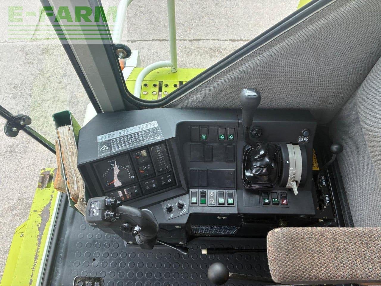 Mähdrescher Türe ait CLAAS 203 MEGA, Gebrauchtmaschine içinde WILBERFOSS, YORK (resim 6)