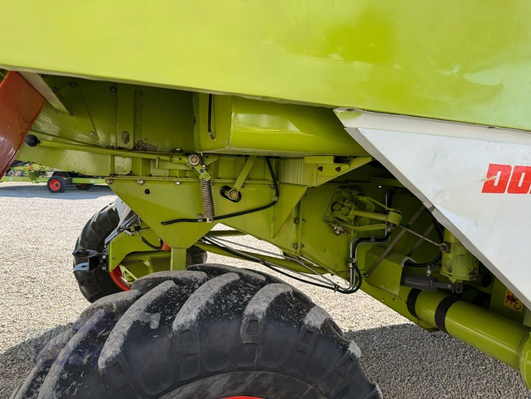 Mähdrescher typu CLAAS 204 Mega I Vorbeschleunigertrommel Mercedesmotor, Gebrauchtmaschine v Schutterzell (Obrázek 9)