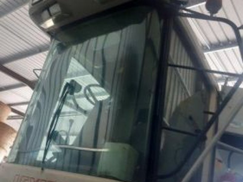 Mähdrescher типа CLAAS 420, Gebrauchtmaschine в Sainte Menehould (Фотография 1)