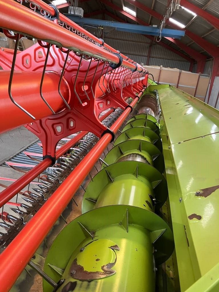 Mähdrescher van het type CLAAS 650, Gebrauchtmaschine in Hinnerup (Foto 22)