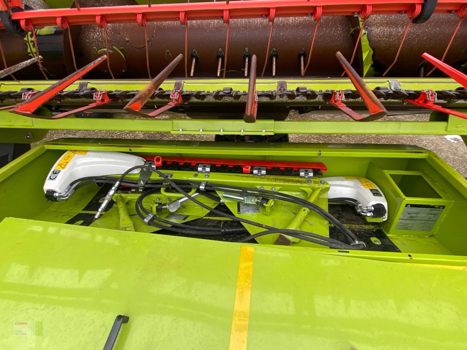 Mähdrescher от тип CLAAS 7400, Gebrauchtmaschine в Vohburg (Снимка 20)