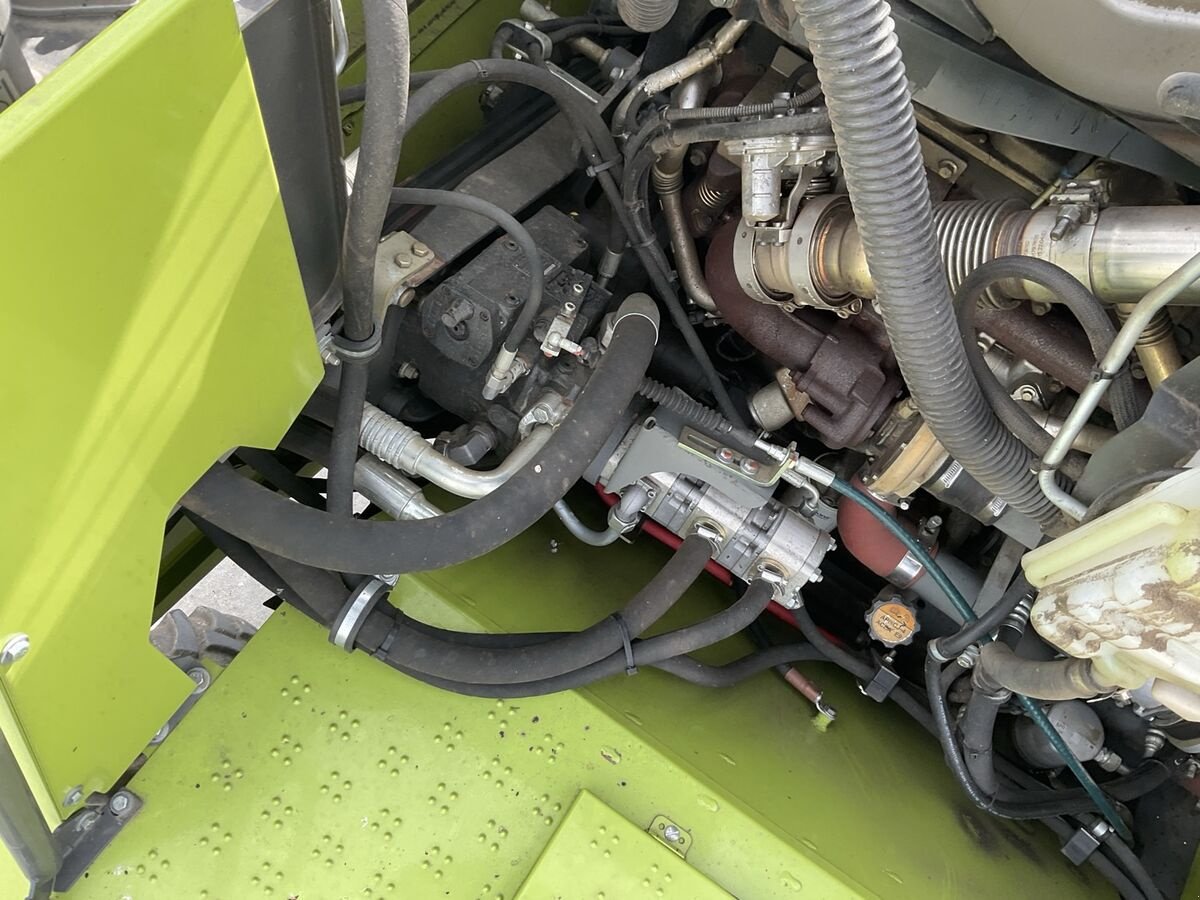 Mähdrescher del tipo CLAAS AVERO 240 3/3 Finanzierung, Gebrauchtmaschine In Zwettl (Immagine 14)