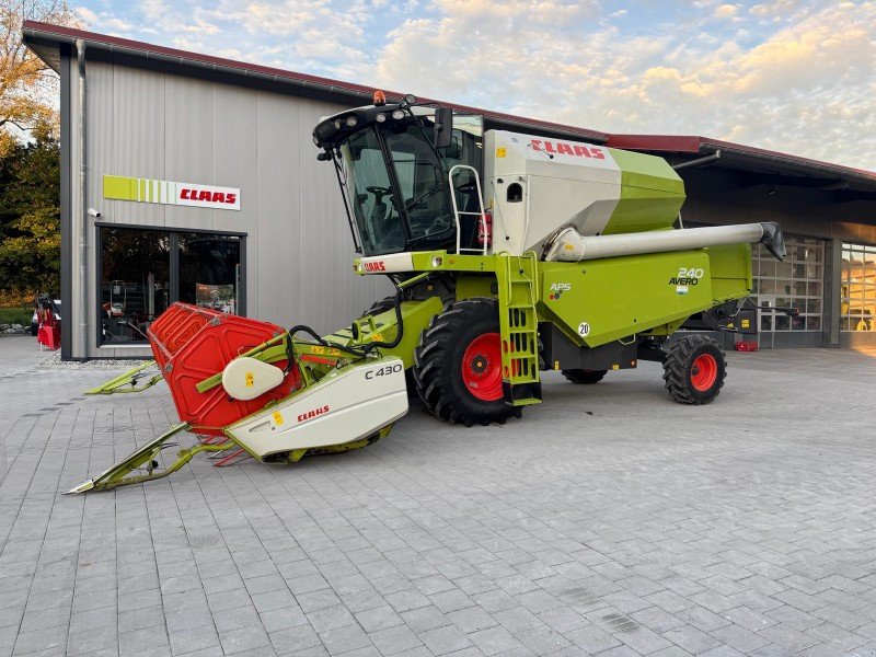 Mähdrescher des Typs CLAAS Avero 240 APS, Gebrauchtmaschine in Zorneding (Bild 4)