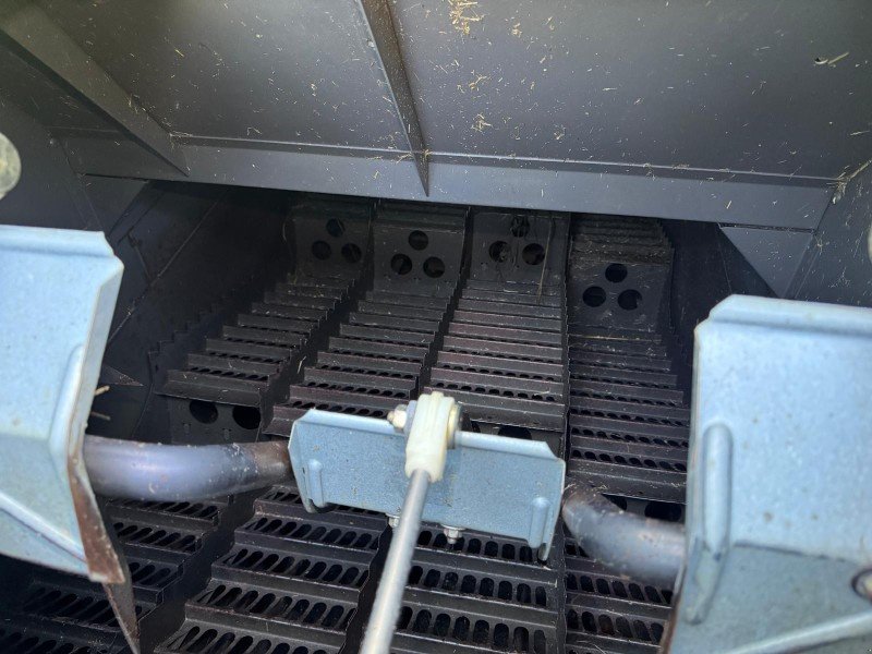 Mähdrescher des Typs CLAAS Avero 240 APS, Gebrauchtmaschine in Zorneding (Bild 13)