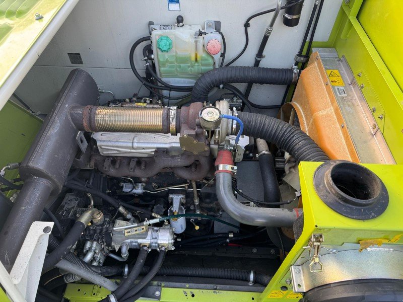 Mähdrescher des Typs CLAAS Avero 240 APS, Gebrauchtmaschine in Zorneding (Bild 14)