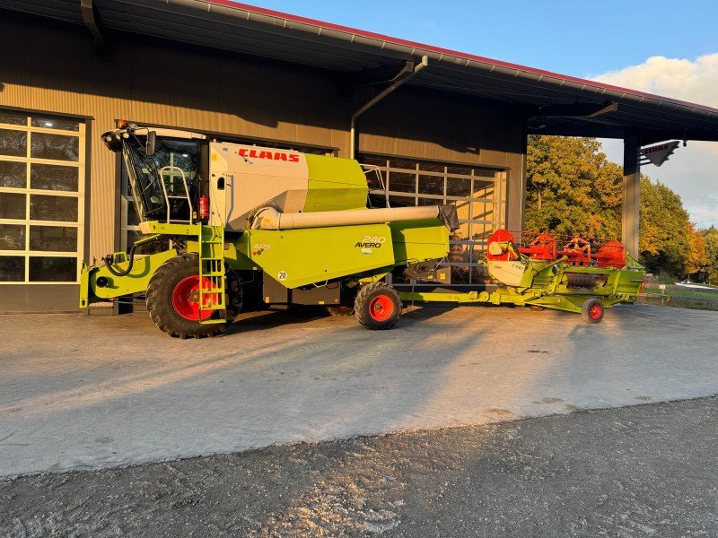 Mähdrescher des Typs CLAAS Avero 240 APS, Gebrauchtmaschine in Zorneding (Bild 16)