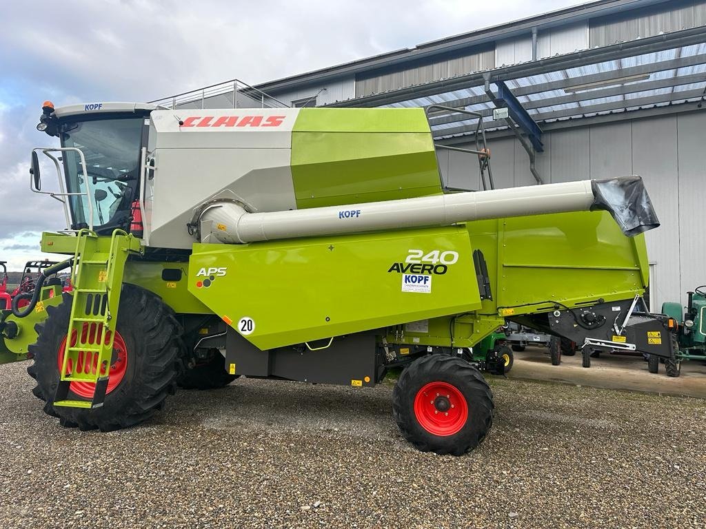 Mähdrescher des Typs CLAAS Avero 240 Bj 21 59 Motorh 37 Trommelh, Gebrauchtmaschine in Schutterzell (Bild 5)