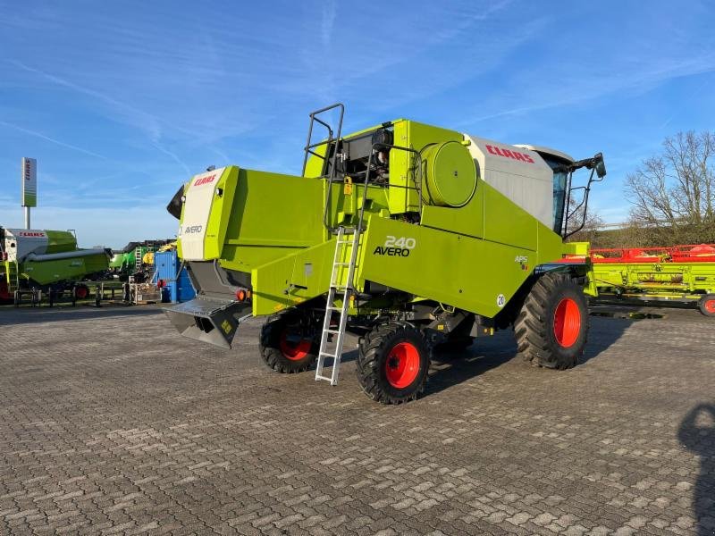 Mähdrescher van het type CLAAS AVERO 240, Gebrauchtmaschine in Hockenheim (Foto 5)
