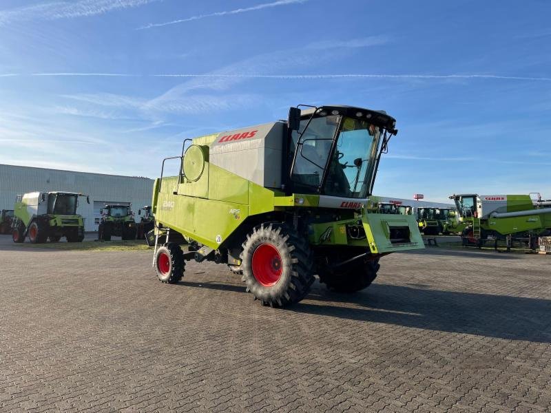Mähdrescher van het type CLAAS AVERO 240, Gebrauchtmaschine in Hockenheim (Foto 8)