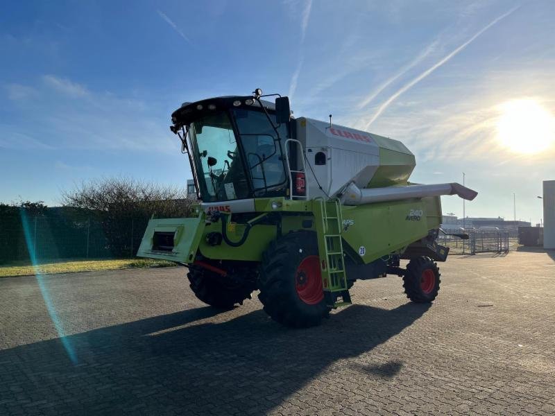 Mähdrescher van het type CLAAS AVERO 240, Gebrauchtmaschine in Hockenheim (Foto 1)
