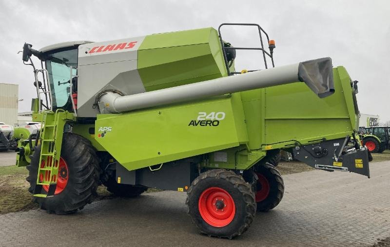 Mähdrescher of the type CLAAS AVERO 240, Gebrauchtmaschine in Hockenheim (Picture 3)
