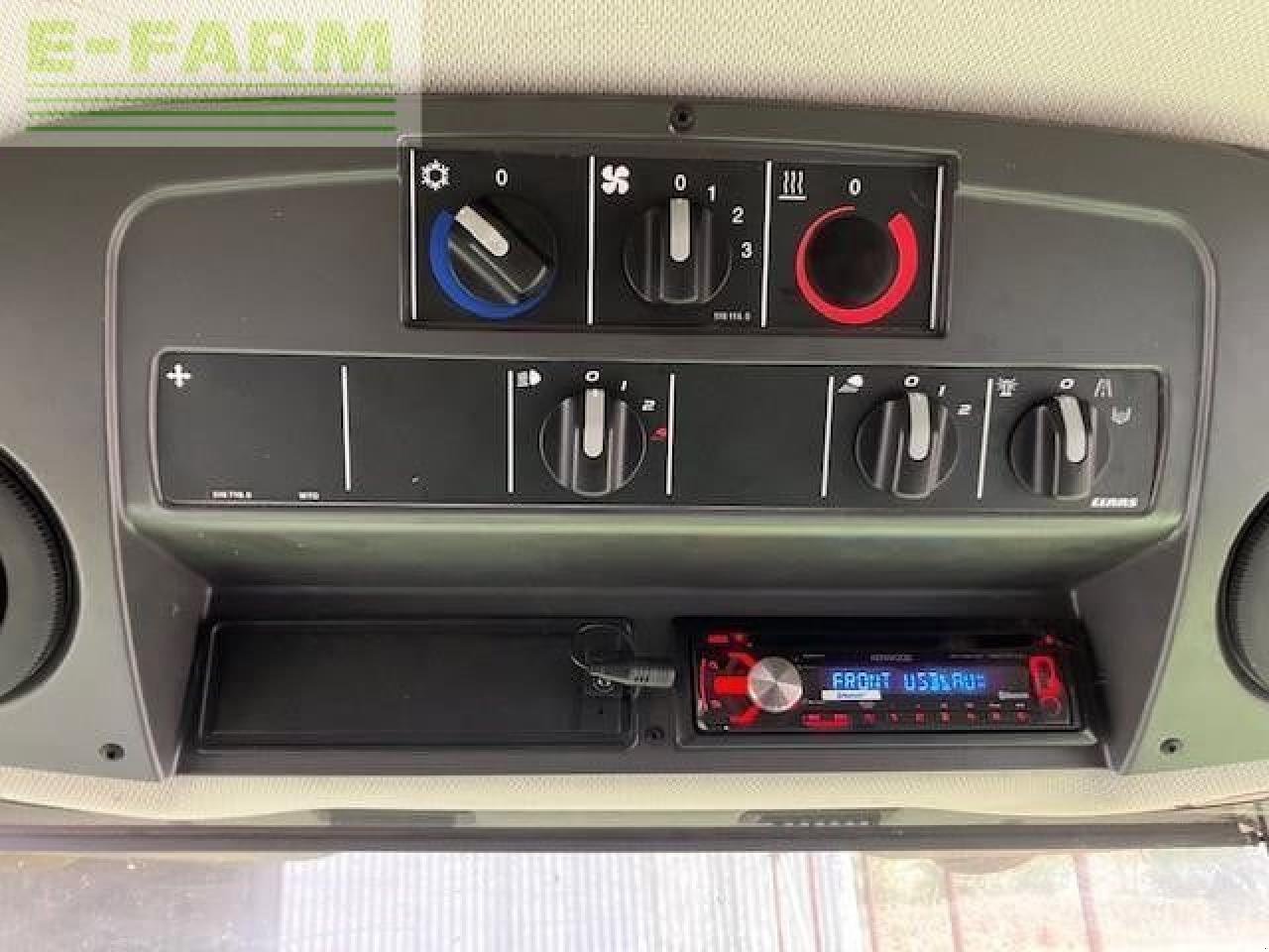 Mähdrescher tip CLAAS AVERO 240, Gebrauchtmaschine in LUTON (Poză 10)