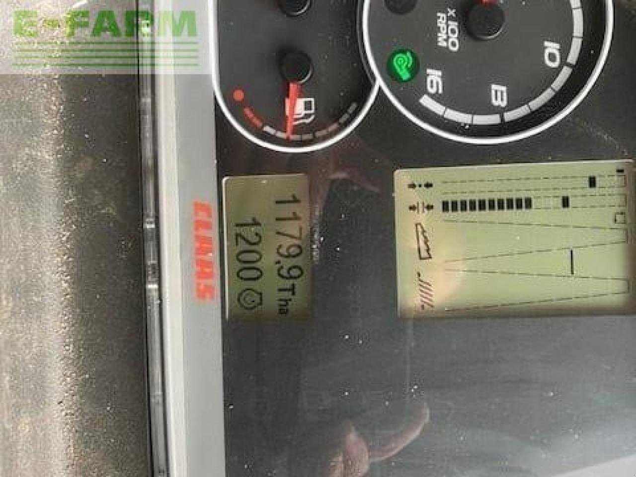 Mähdrescher tip CLAAS AVERO 240, Gebrauchtmaschine in LUTON (Poză 13)