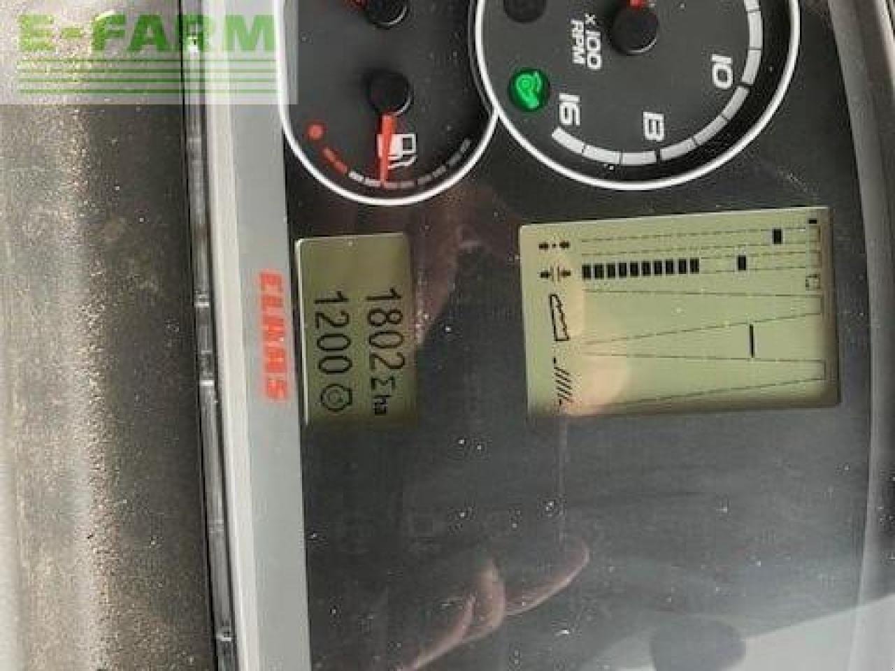 Mähdrescher tip CLAAS AVERO 240, Gebrauchtmaschine in LUTON (Poză 14)