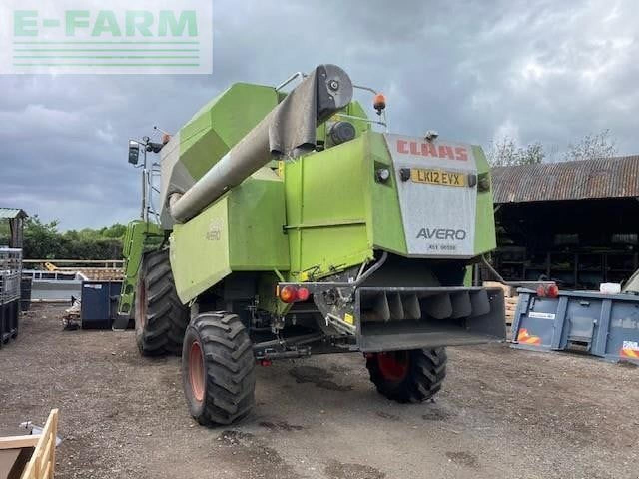 Mähdrescher del tipo CLAAS AVERO 240, Gebrauchtmaschine en LUTON (Imagen 3)