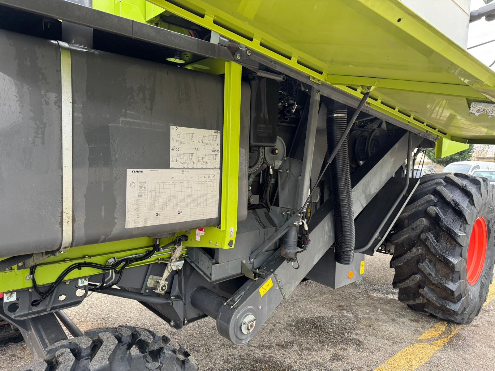 Mähdrescher of the type CLAAS Avero 240, Gebrauchtmaschine in Orţişoara (Picture 7)