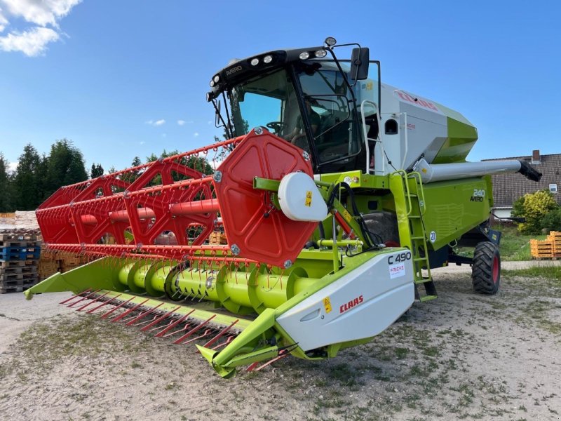 Mähdrescher типа CLAAS Avero 240, Gebrauchtmaschine в Elmenhorst-Lanken (Фотография 1)