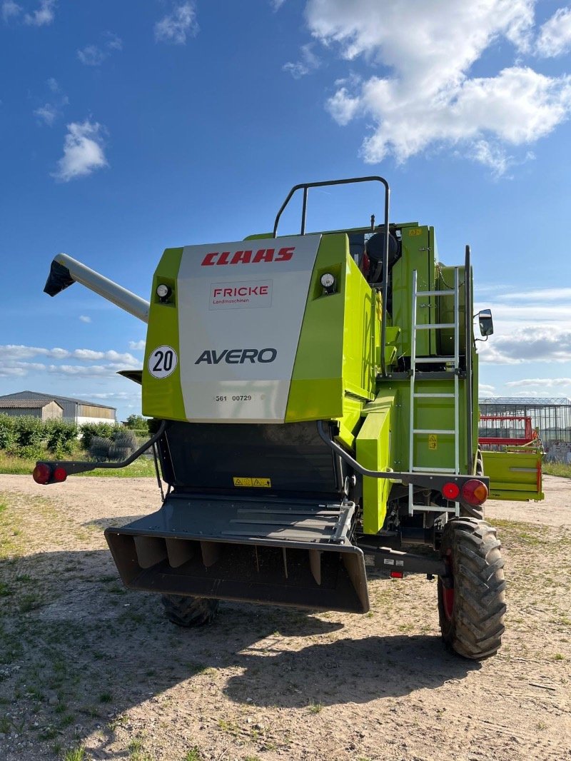 Mähdrescher za tip CLAAS Avero 240, Gebrauchtmaschine u Elmenhorst-Lanken (Slika 9)