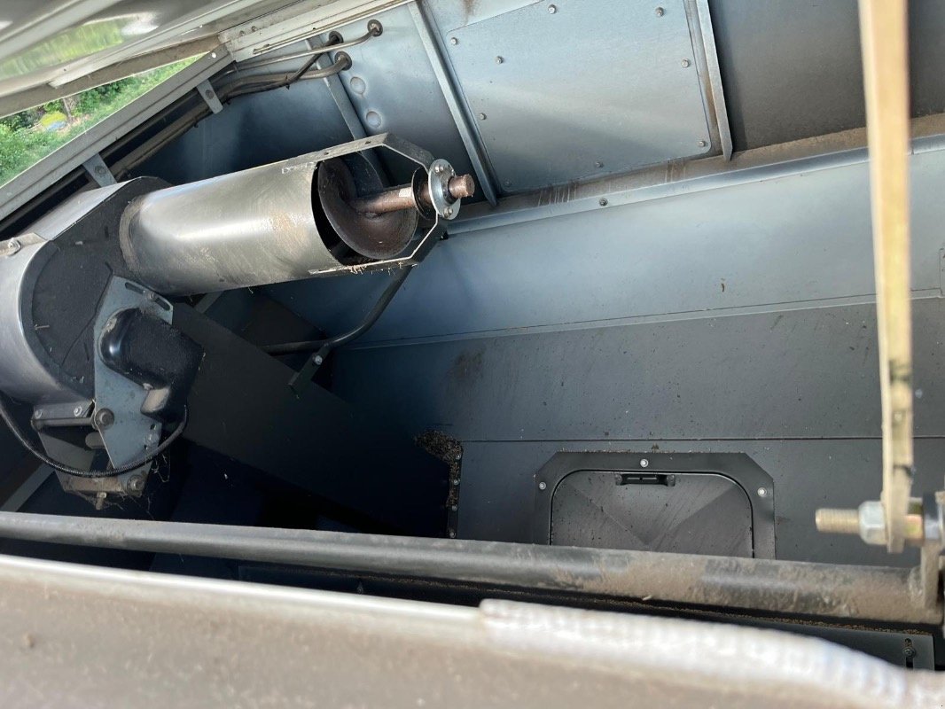 Mähdrescher za tip CLAAS Avero 240, Gebrauchtmaschine u Elmenhorst-Lanken (Slika 20)