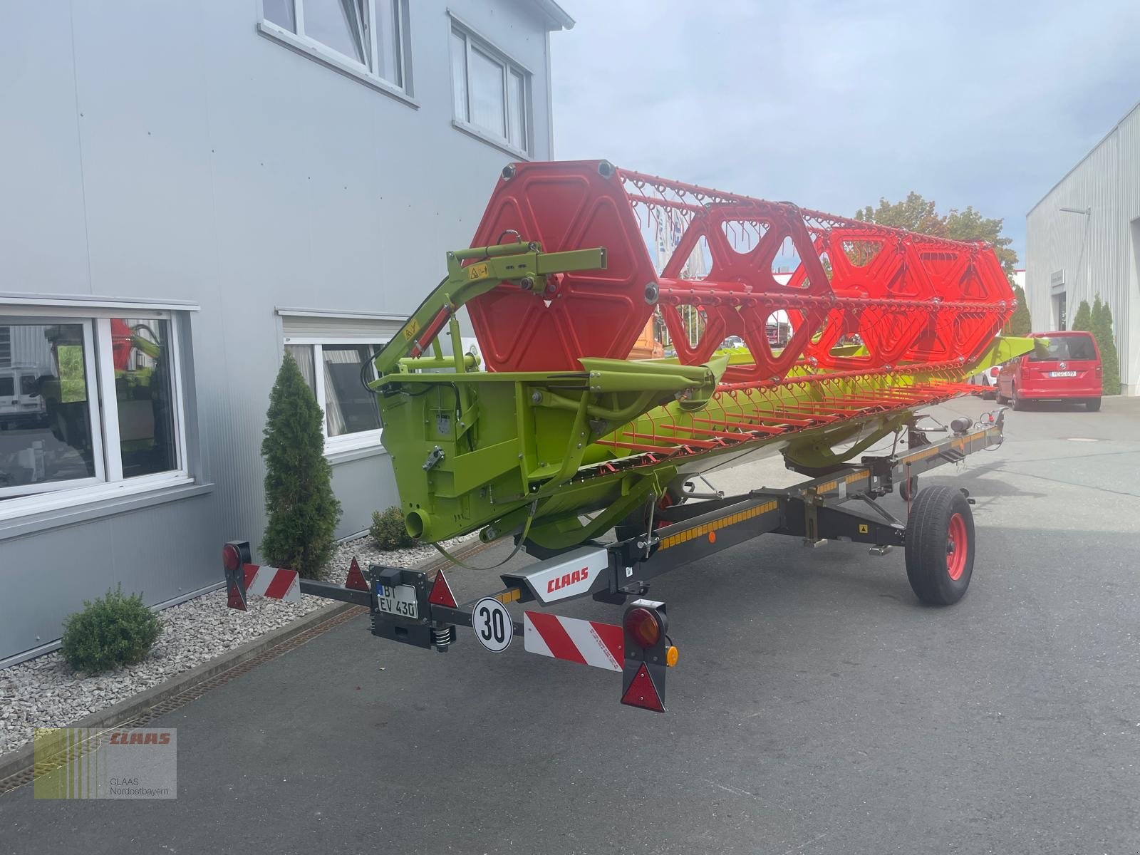 Mähdrescher des Typs CLAAS CLAAS Evion 430 + C490 und TW, Neumaschine in Hof (Bild 11)