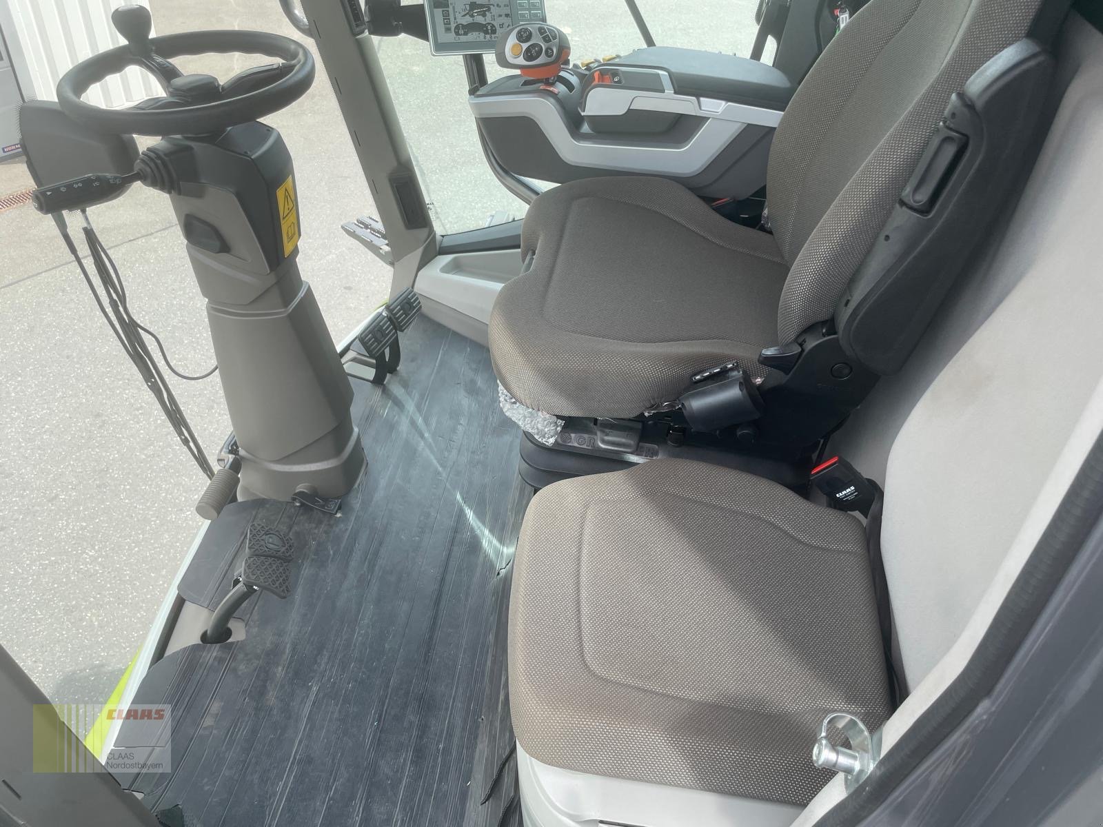 Mähdrescher des Typs CLAAS CLAAS Evion 430 + C490 und TW, Neumaschine in Hof (Bild 14)