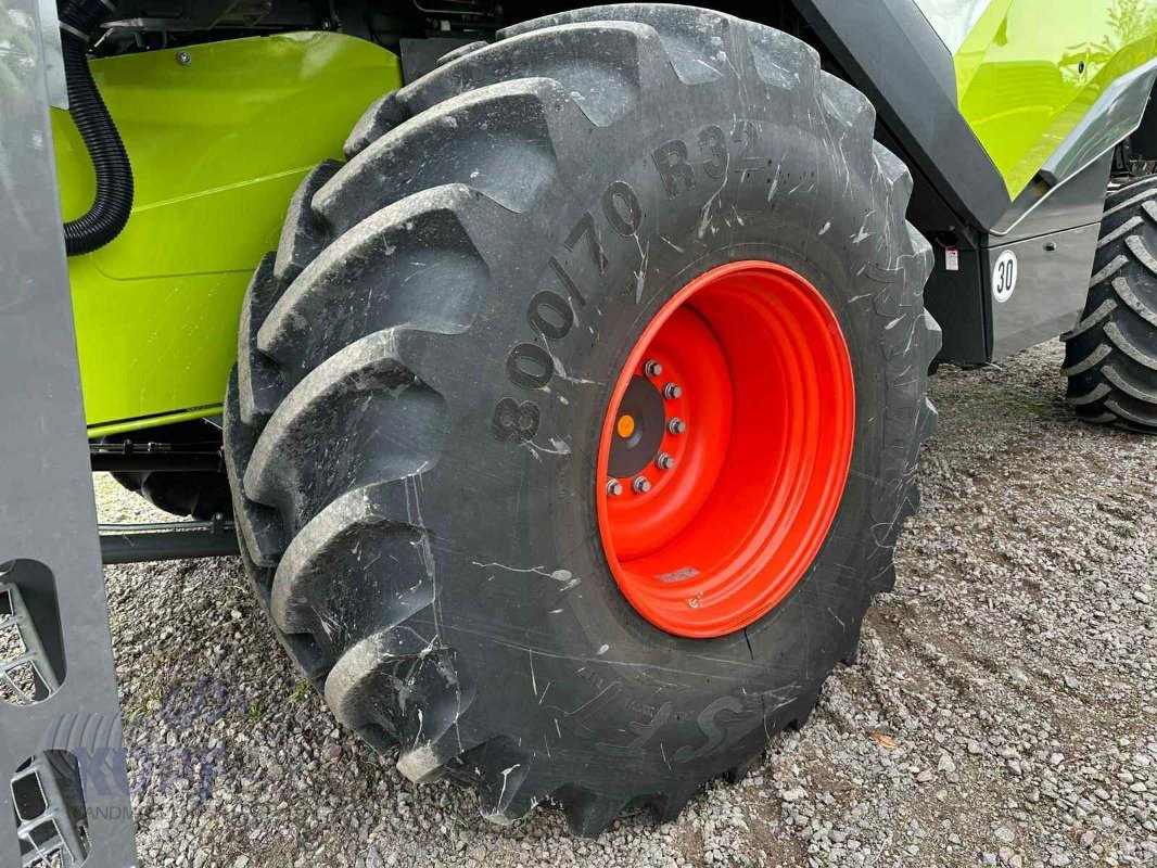 Mähdrescher of the type CLAAS Claas Lexion 5400 3D CEMOS V Kanal (Allrad), Gebrauchtmaschine in Schutterzell (Picture 10)