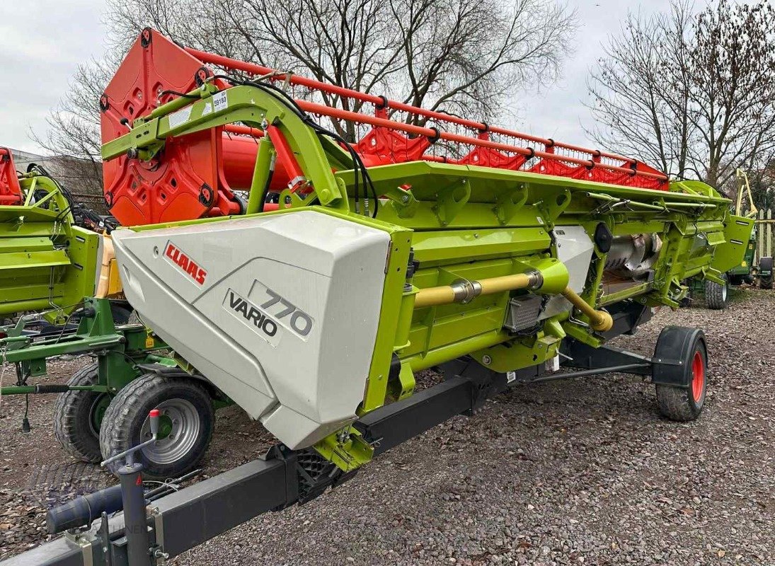 Mähdrescher of the type CLAAS Claas Lexion 5400 3D CEMOS V Kanal (Allrad), Gebrauchtmaschine in Schutterzell (Picture 12)