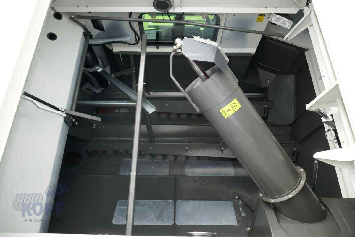 Mähdrescher Türe ait CLAAS Claas Lexion 630 Zentralschmieranlage 3D, Gebrauchtmaschine içinde Schutterzell (resim 18)