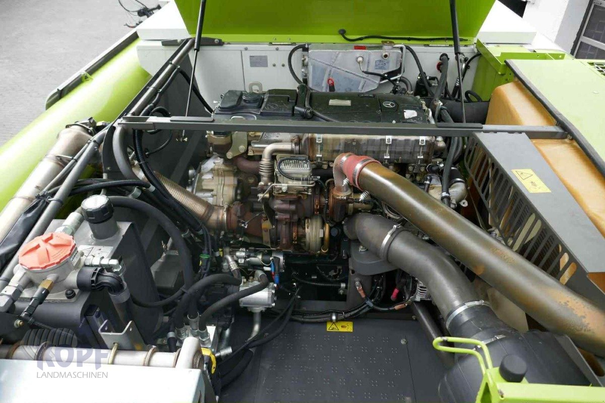 Mähdrescher Türe ait CLAAS Claas Lexion 630 Zentralschmieranlage 3D, Gebrauchtmaschine içinde Schutterzell (resim 22)