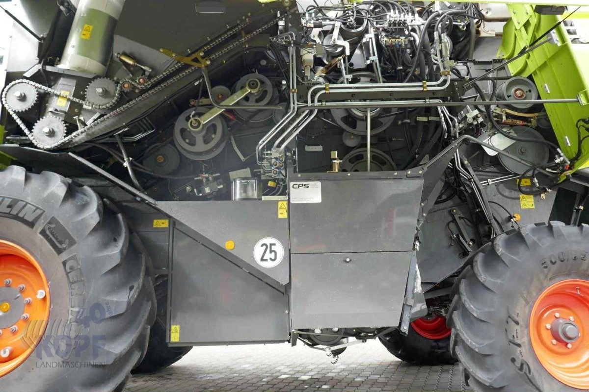 Mähdrescher Türe ait CLAAS Claas Lexion 630 Zentralschmieranlage 3D, Gebrauchtmaschine içinde Schutterzell (resim 20)