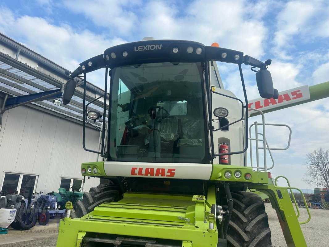 Mähdrescher Türe ait CLAAS Claas Lexion 630 Zentralschmieranlage 3D, Gebrauchtmaschine içinde Schutterzell (resim 10)