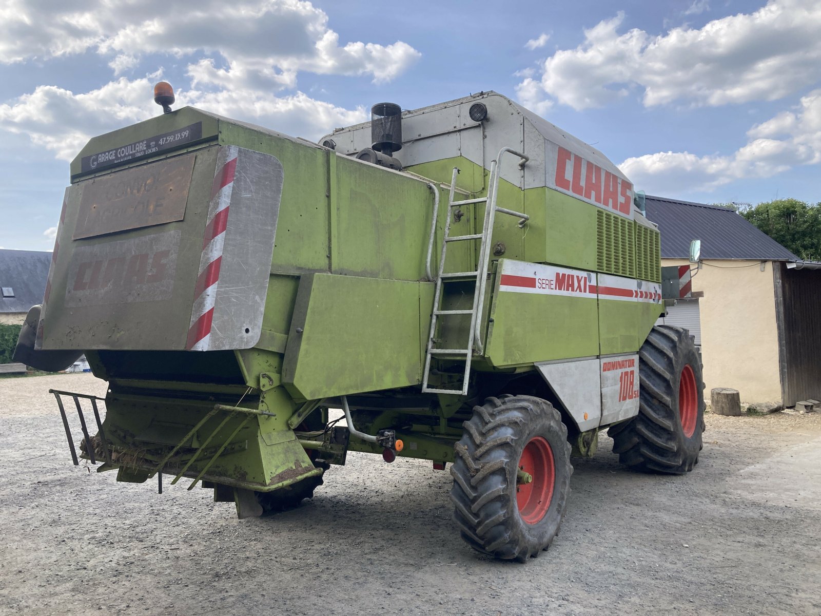 Mähdrescher za tip CLAAS DOMINATOR 108 SL - MAXI, Gebrauchtmaschine u ST CLEMENT DE LA PLACE (Slika 1)