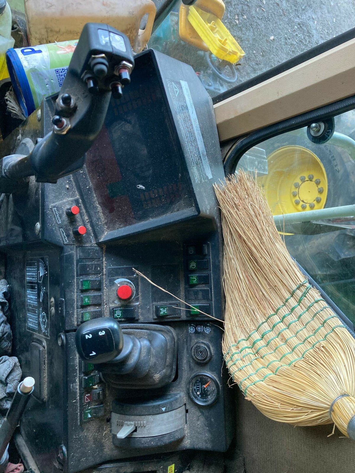 Mähdrescher za tip CLAAS DOMINATOR 108 SL - MAXI, Gebrauchtmaschine u ST CLEMENT DE LA PLACE (Slika 9)