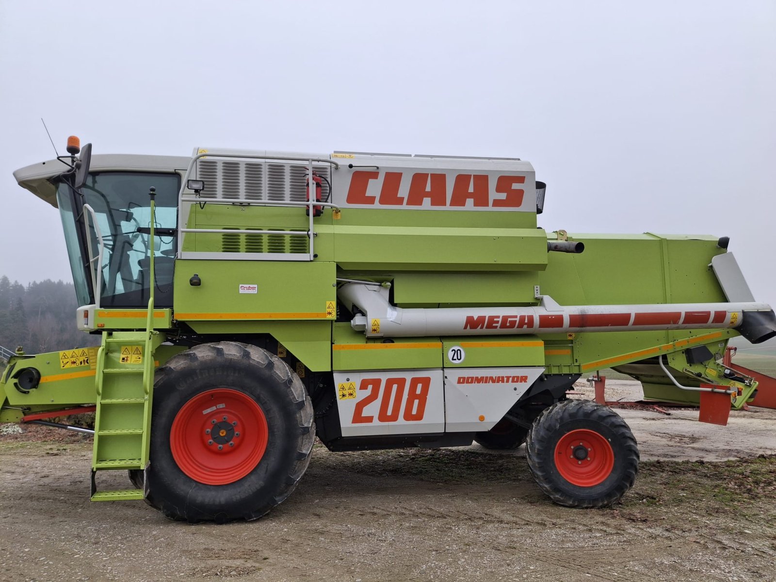 Mähdrescher za tip CLAAS Dominator 208 Mega II, Gebrauchtmaschine u Rimbach (Slika 2)