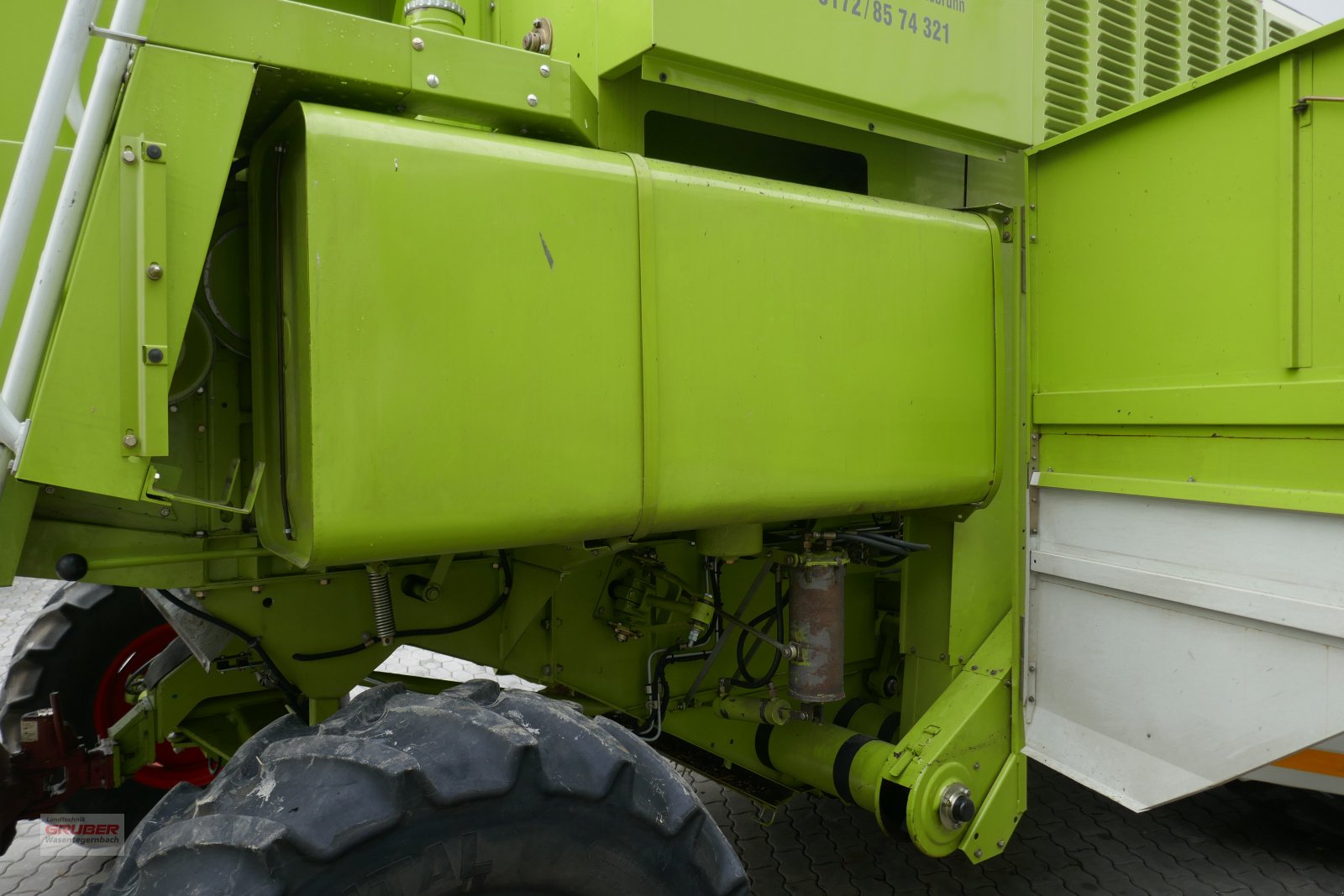 Mähdrescher des Typs CLAAS Dominator 208 Mega, Gebrauchtmaschine in Dorfen (Bild 17)