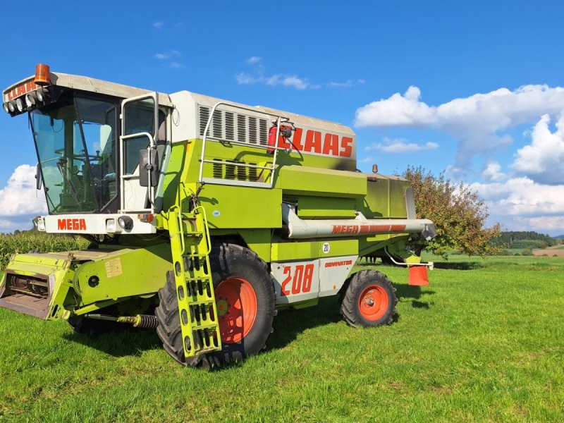 Mähdrescher des Typs CLAAS Dominator 208 Mega, Gebrauchtmaschine in Vöhringen (Bild 1)