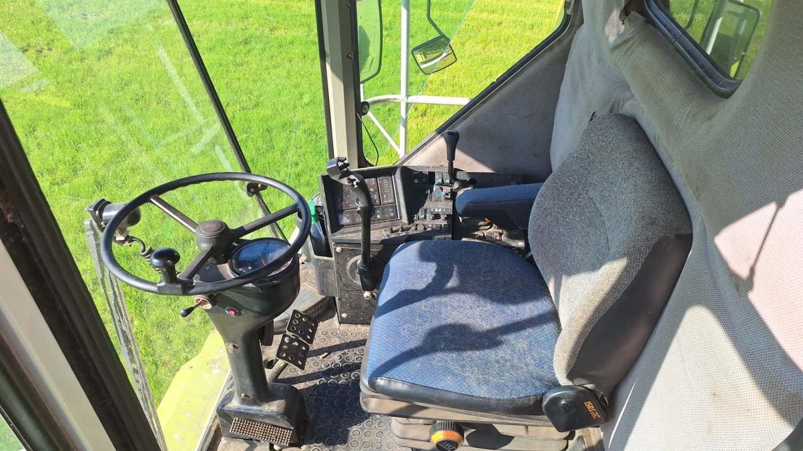 Mähdrescher typu CLAAS Dominator 208 Mega, Gebrauchtmaschine v Vöhringen (Obrázek 10)