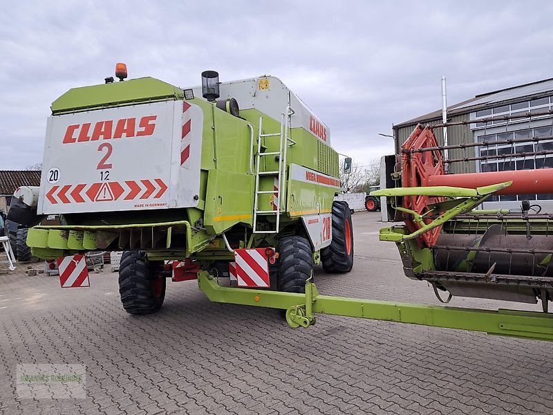 Mähdrescher typu CLAAS DOMINATOR 218 MEGA  3D, Gebrauchtmaschine v Leichlingen (Obrázek 8)